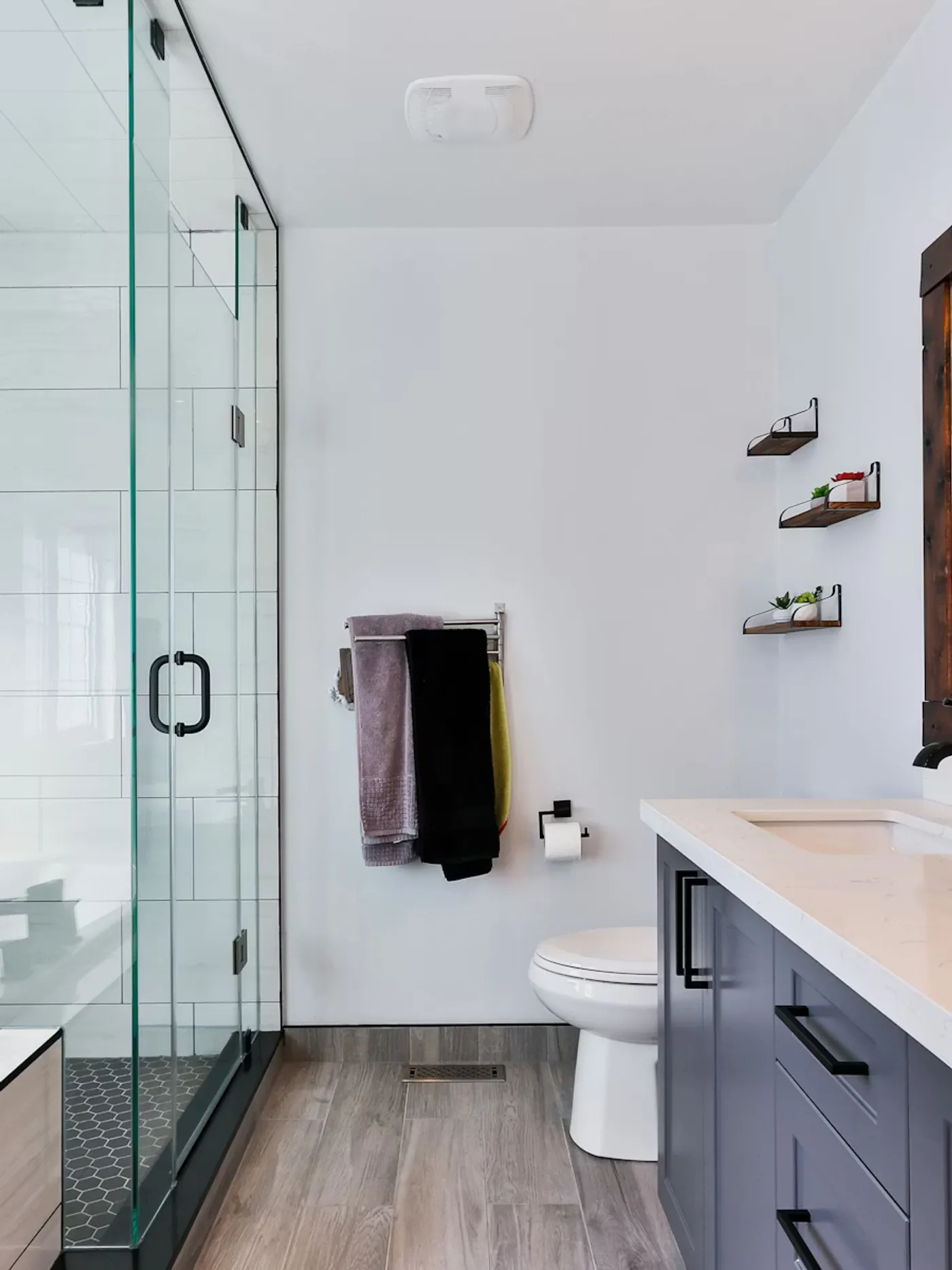 Minimalist Concrete Loft